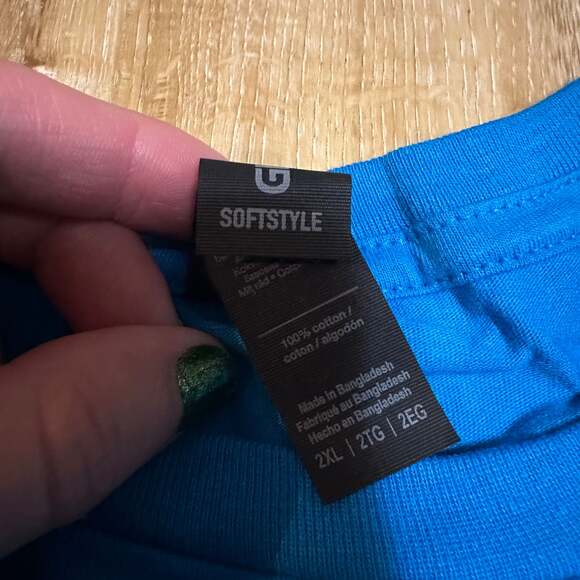 Gun Lover shirt it’s not a gun it identifies as… funny gun shirts 2nd amendment - Picture 3 of 5